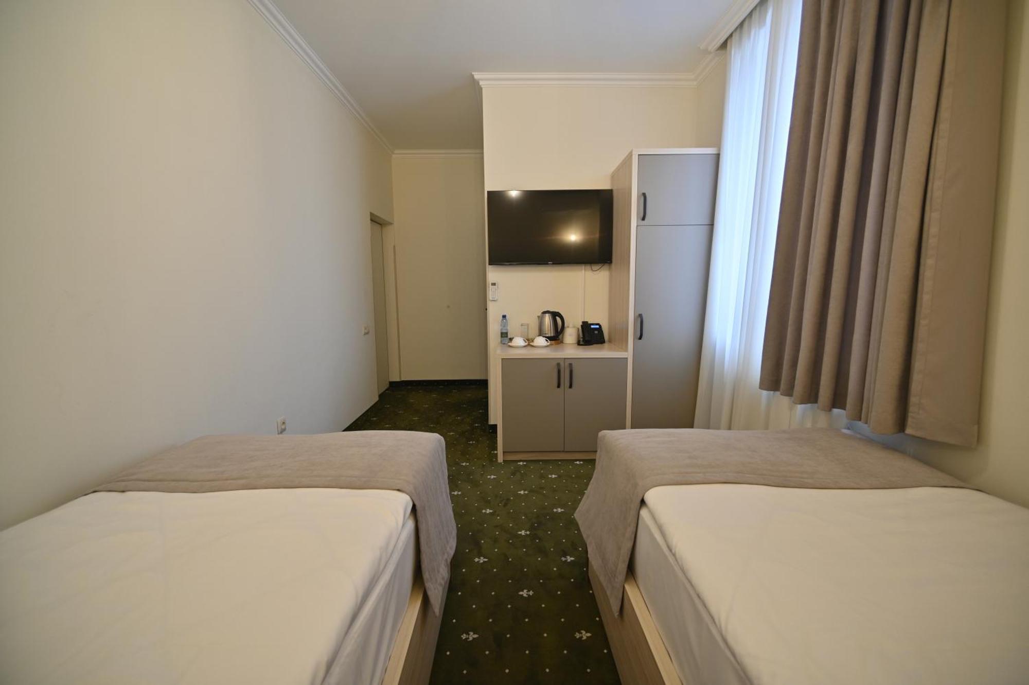 Colette Hotel Ереван Екстериор снимка