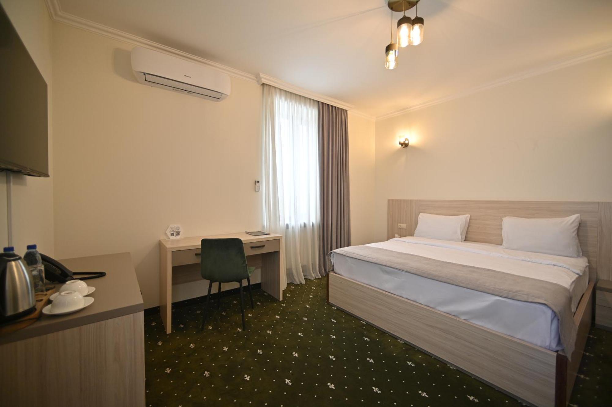 Colette Hotel Ереван Екстериор снимка