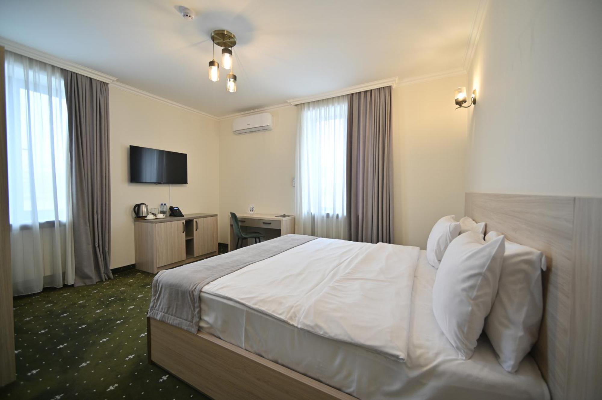 Colette Hotel Ереван Екстериор снимка