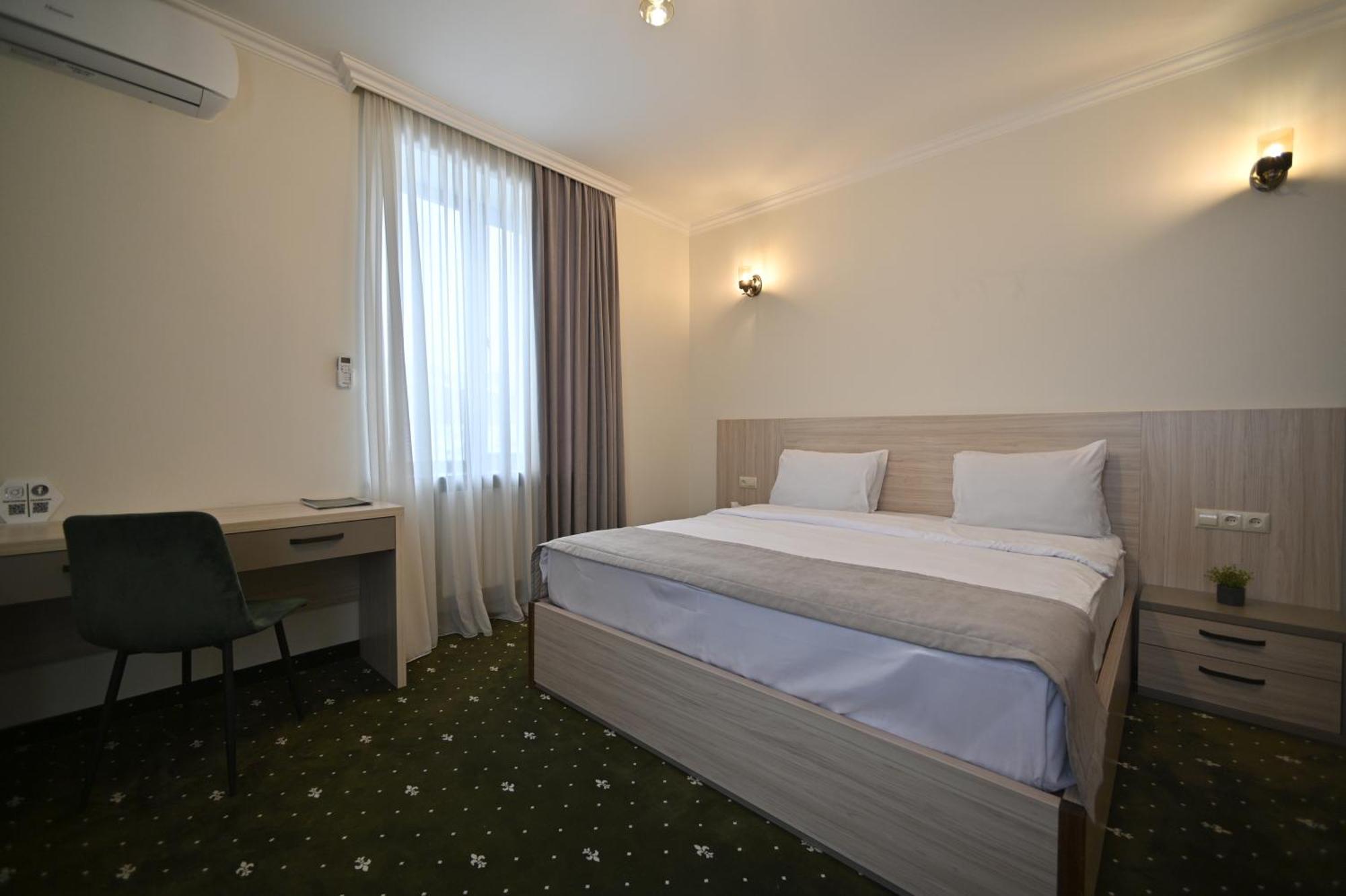 Colette Hotel Ереван Екстериор снимка